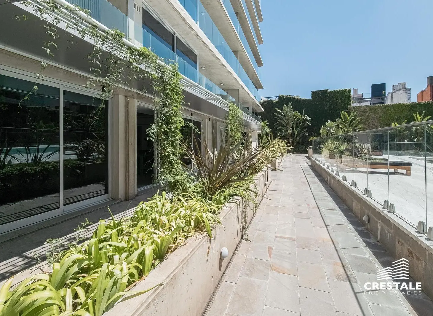 Venta / permuta | Departamento 2 dormitorios con balcón corrido y amenities | Pichincha, Rosario 3