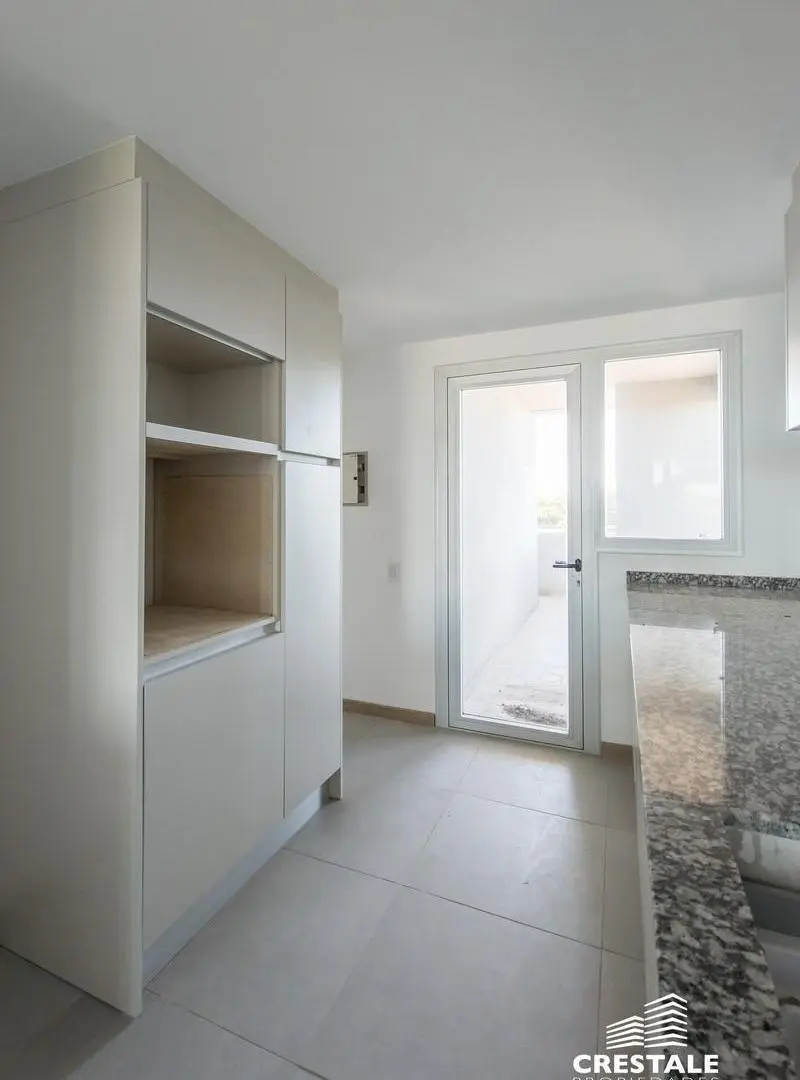 Venta / permuta | Departamento 3 dormitorios con balcón y vestidor en suite | Granadero Baigorria 4