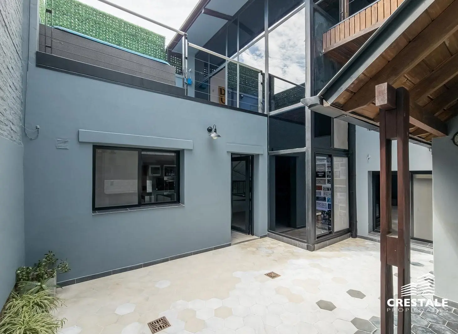 Venta / permuta | Casa de pasillo 3 dormitorios con pileta y terraza | Pichincha, Rosario 3