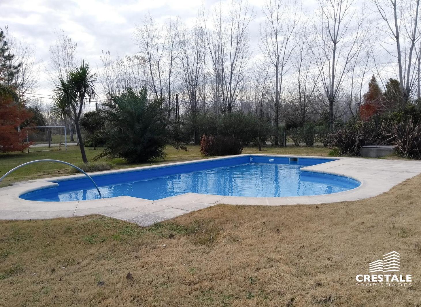 Venta / permuta | Casa 6 dormitorios en Los Raigales, barrio cerrado | Roldán