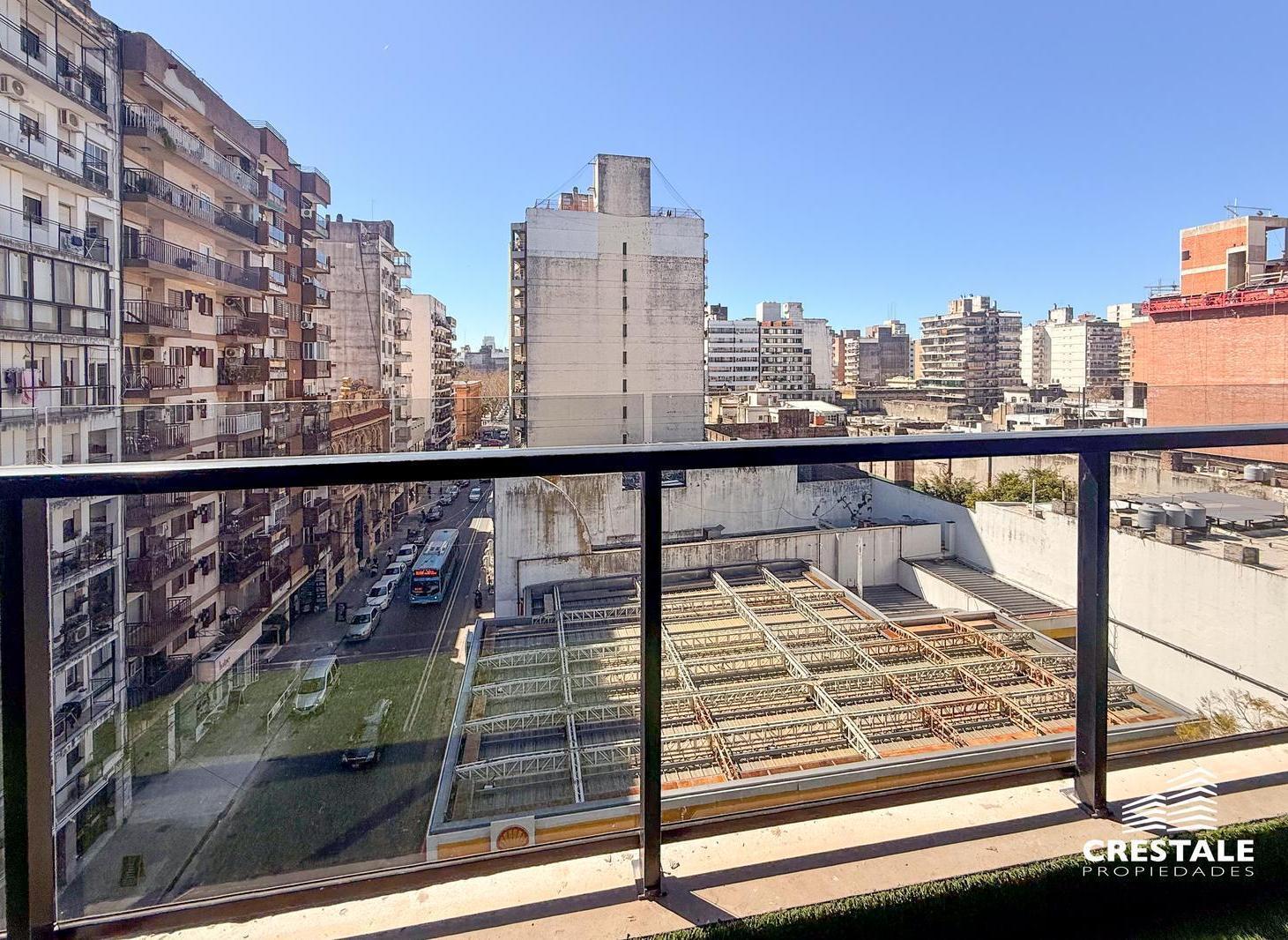 Venta / permuta - Departamento de 2 dormitorios con 2 balcones - Rosario centro.