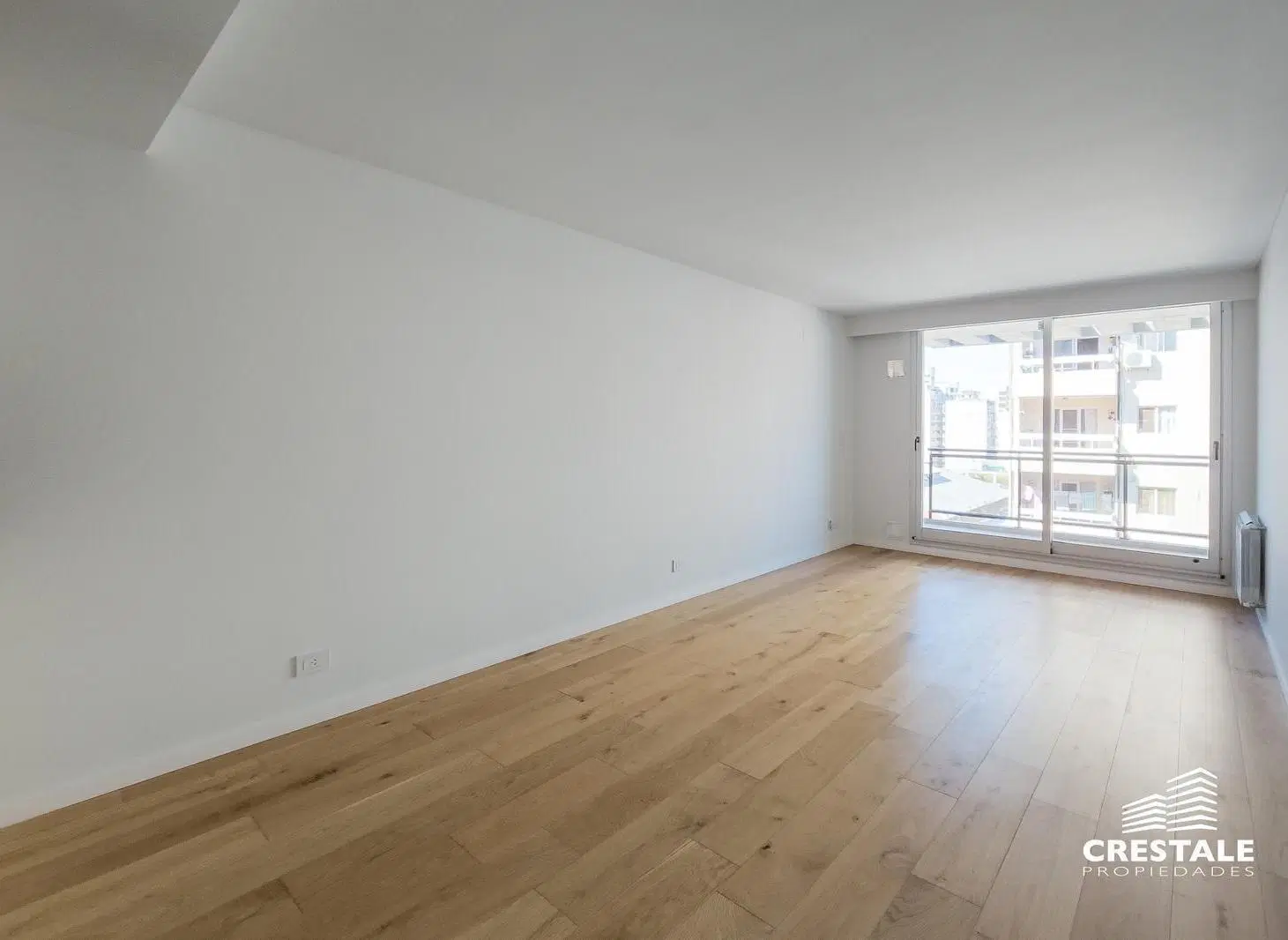 Venta / permuta - Departamento 2 dormitorios - Balcón al frente - Parque España, Rosario centro. 4