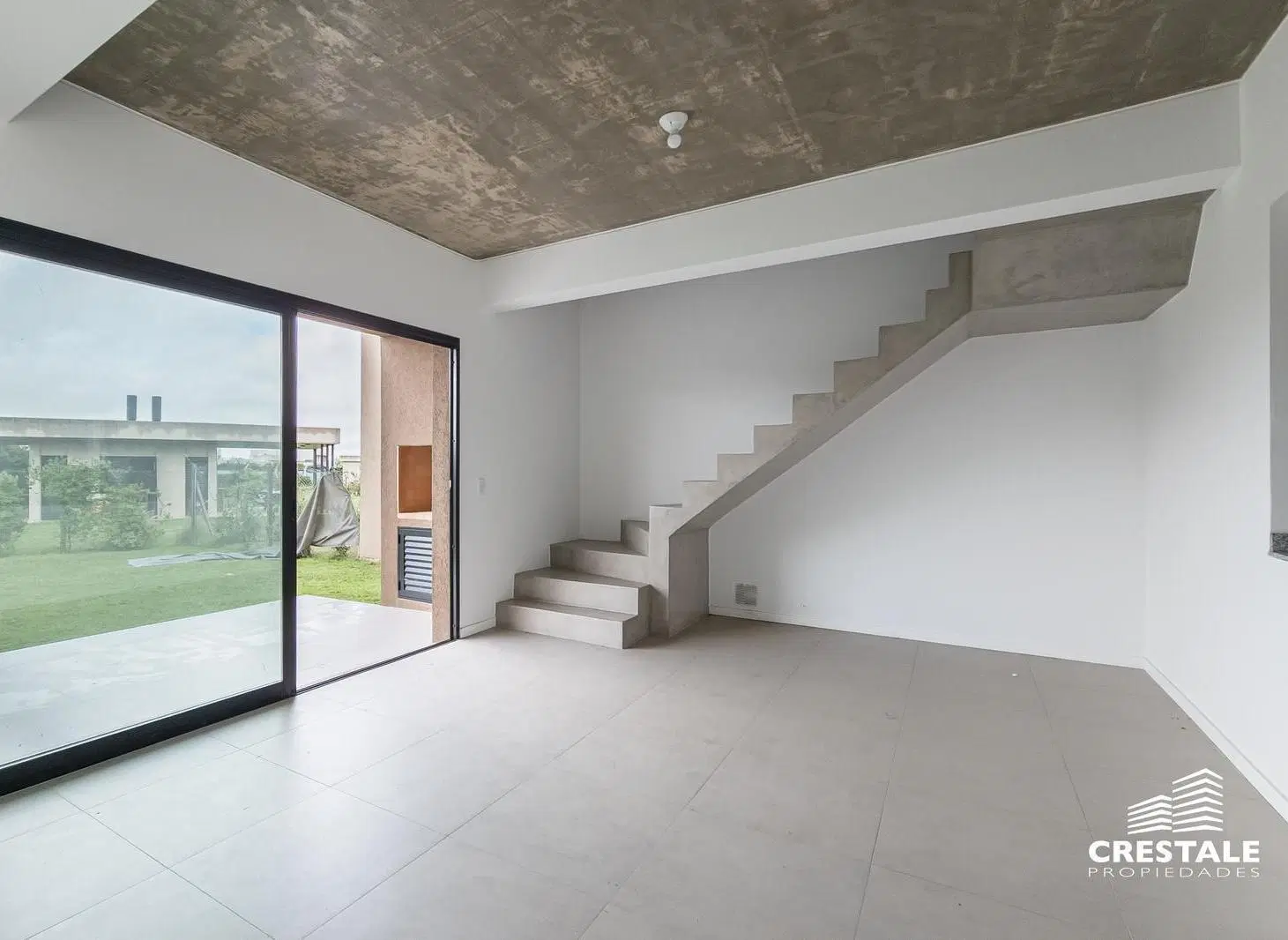 Venta / Permuta - Casa 3 dormitorios a estrenar con galería y parrillero - Don Mateo, Funes. 8