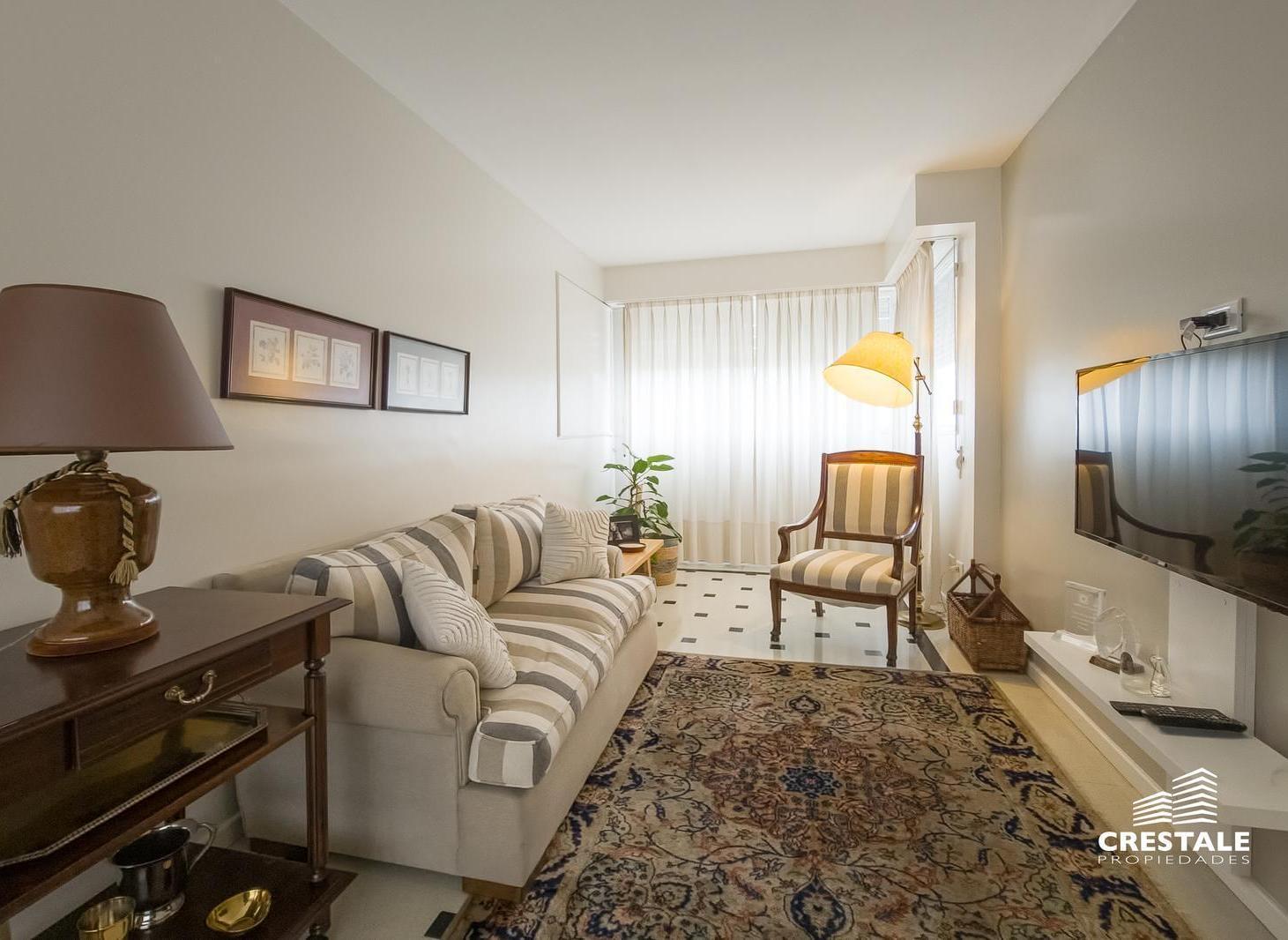 Venta / Permuta - Departamento piso exclusivo 3 dormitorios con cochera - Centro, Rosario.