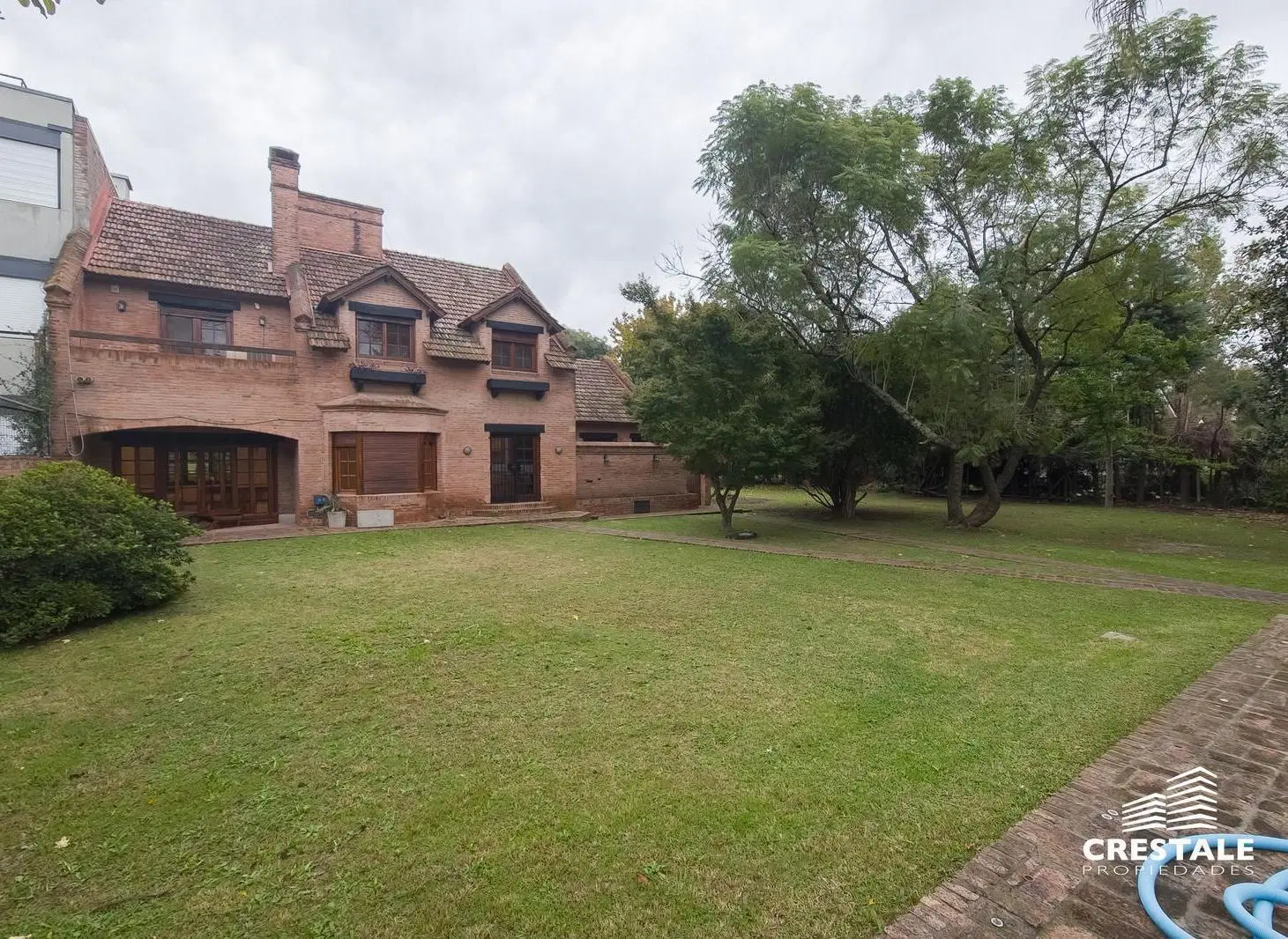 Venta - Lote de 1931 m² frente al golf - Fisherton, Rosario. 2