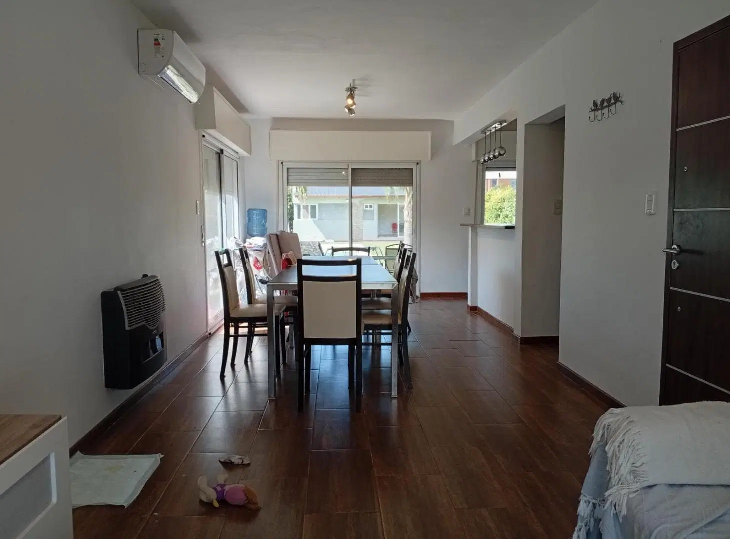 Venta / Permuta - Casa 3 dormitorios con quincho y pileta - Don Mateo Etapa 1, Funes. 4