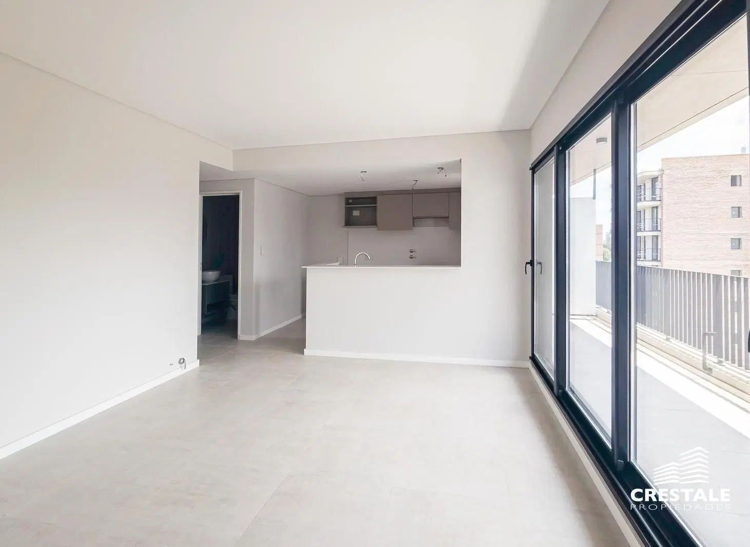 Venta / permuta - Departamento 2 dormitorios con balcón frente - Lourdes, Rosario centro. 2