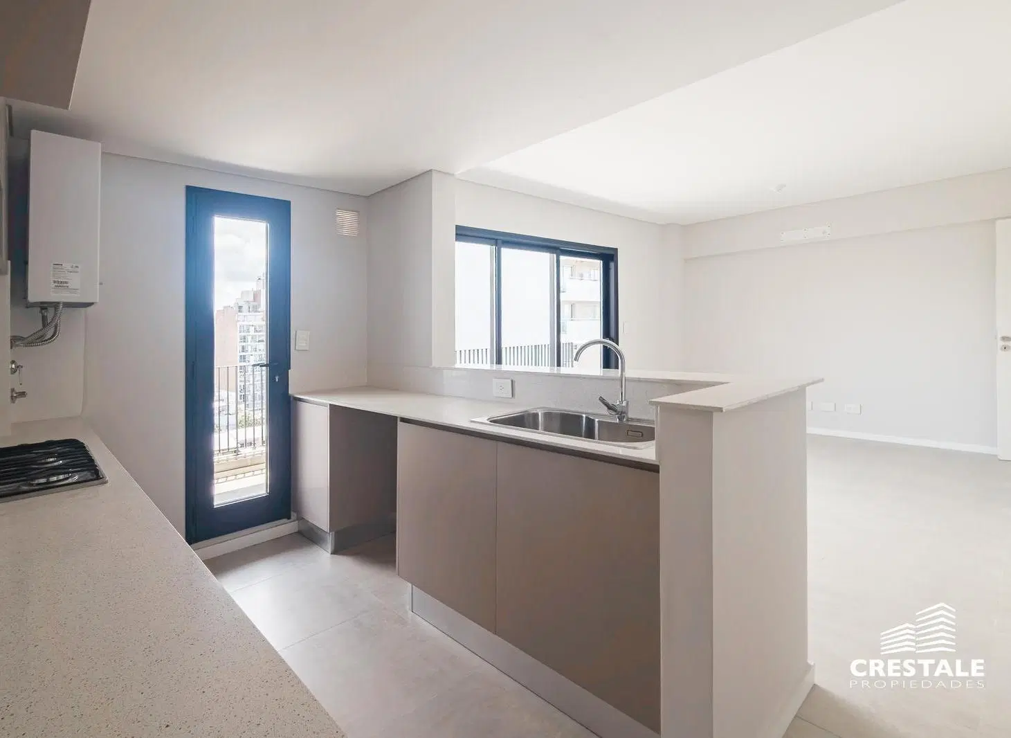 Venta / permuta - Departamento 2 dormitorios con balcón frente - Lourdes, Rosario centro. 4