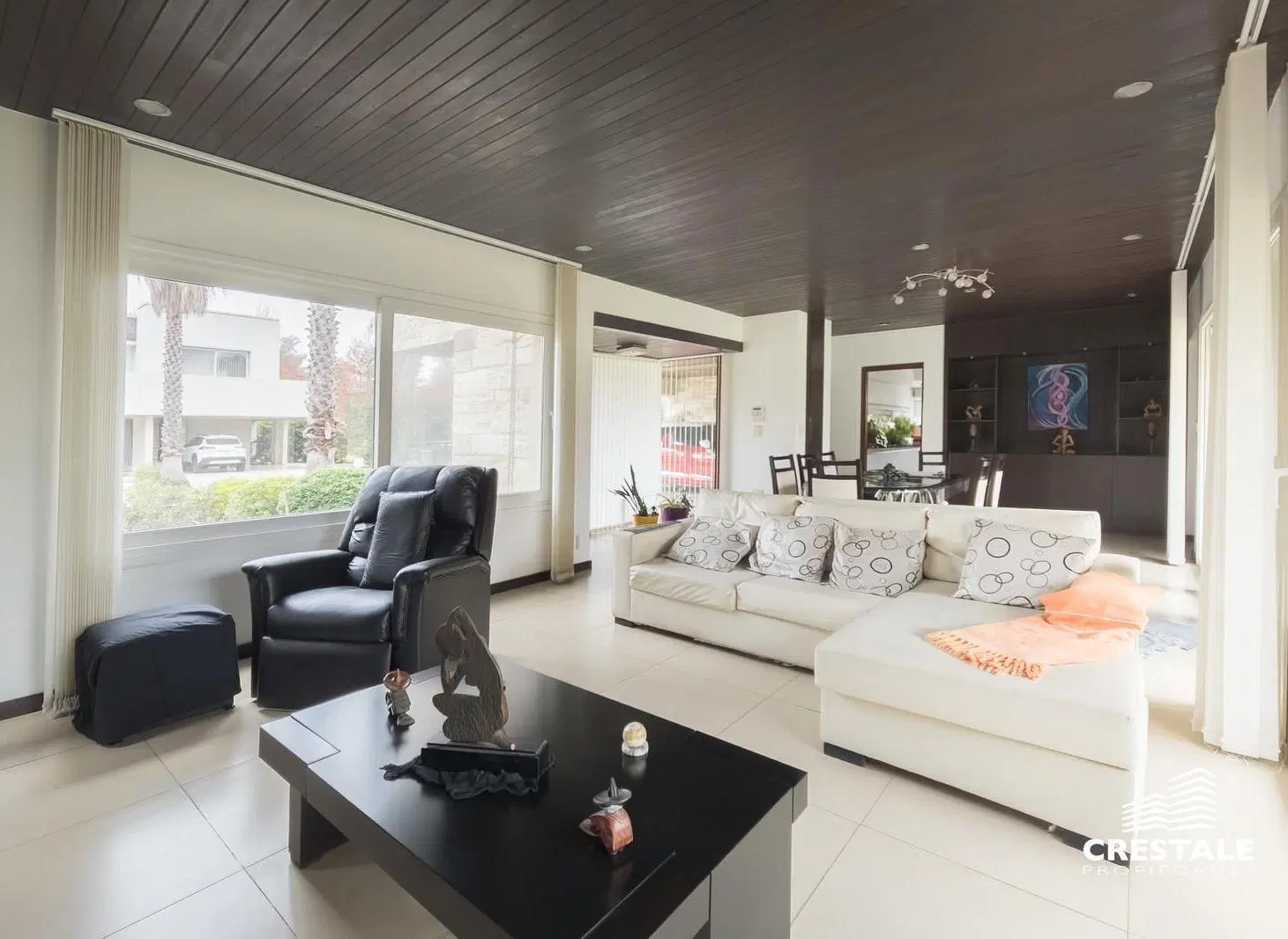 Venta / permuta - Casa 4 dormitorios en barrio privado - Funes hills Miraflores. 4