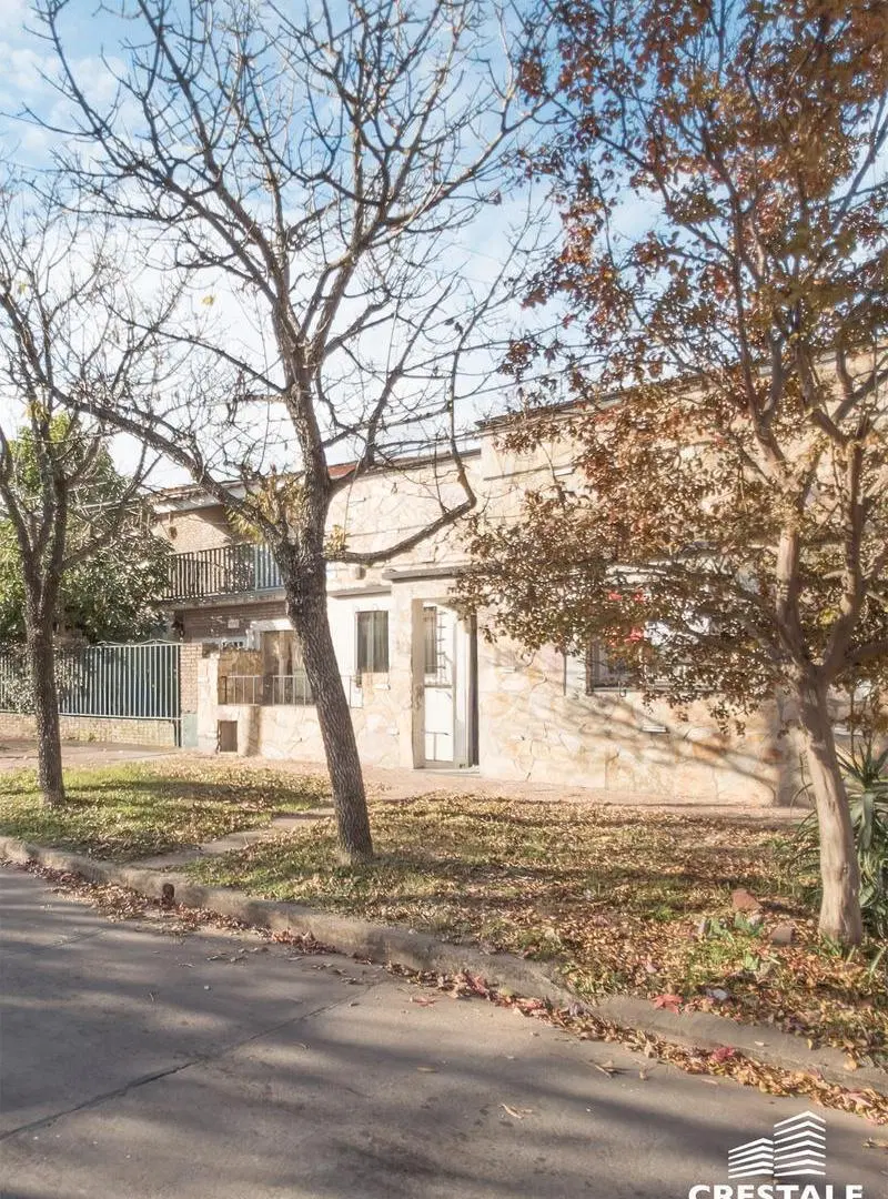 Casa en Alberdi 3
