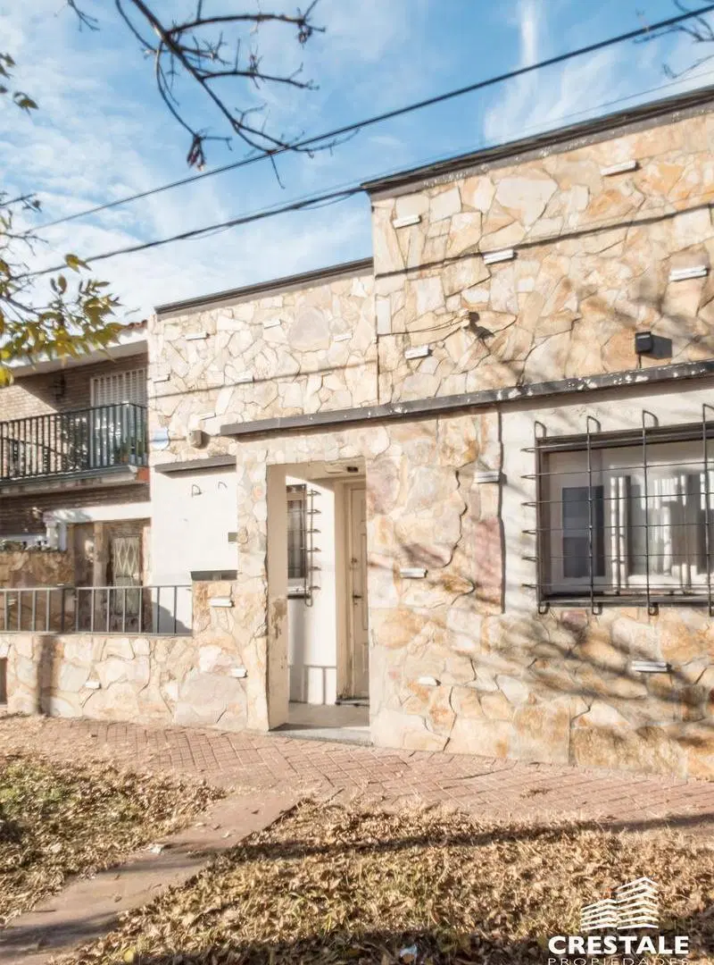 Casa en Alberdi 4