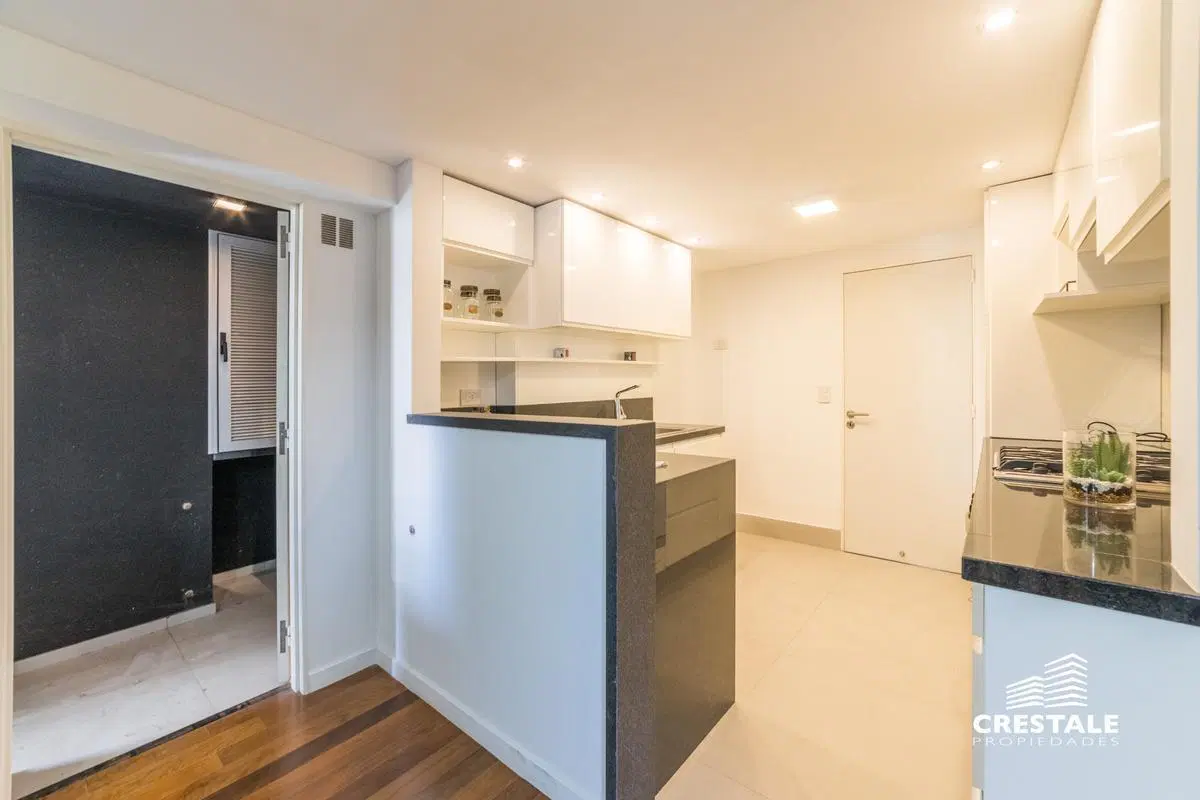 Venta / permuta - Departamento 3 dormitorios con balcón y parrillero - Zona Parque España, Rosario. 4