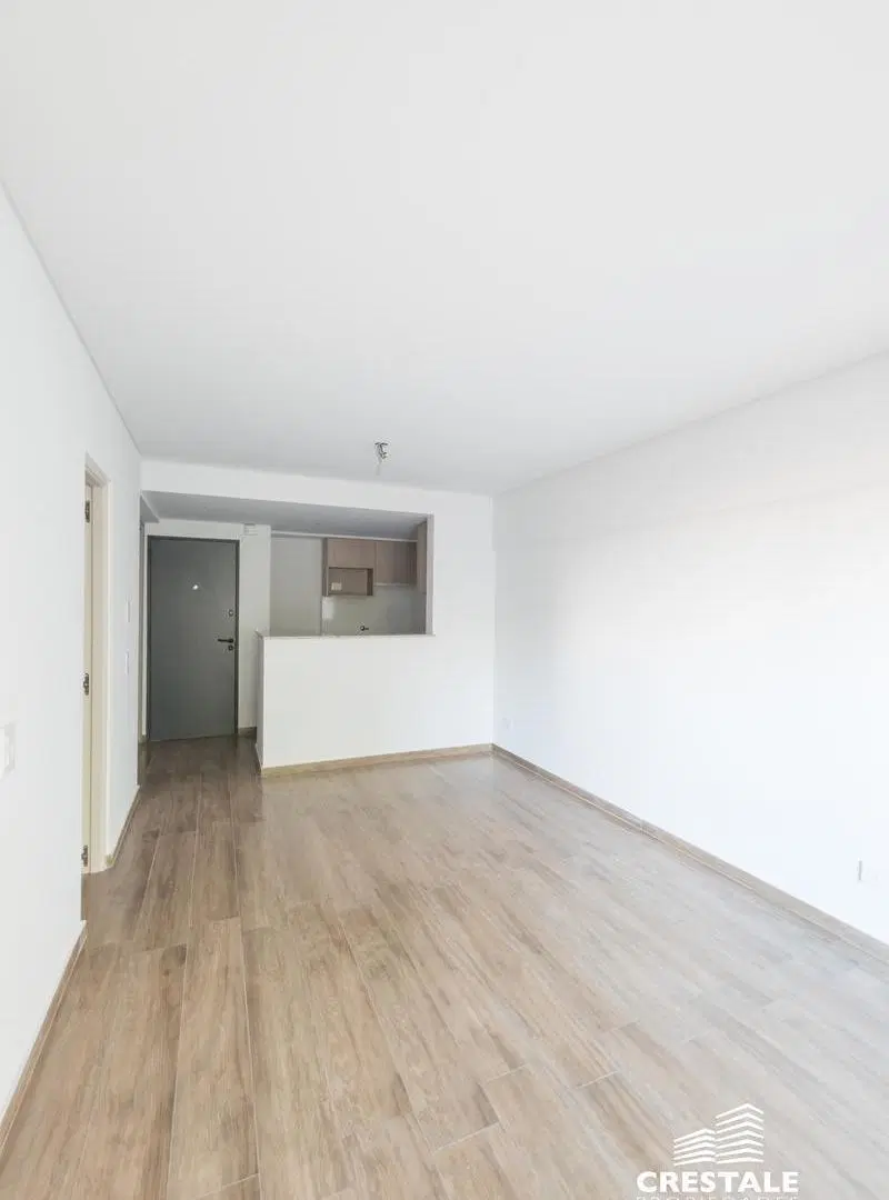 Venta / permuta - Monoambiente loft divisible con balcón - Abasto, Rosario. 2
