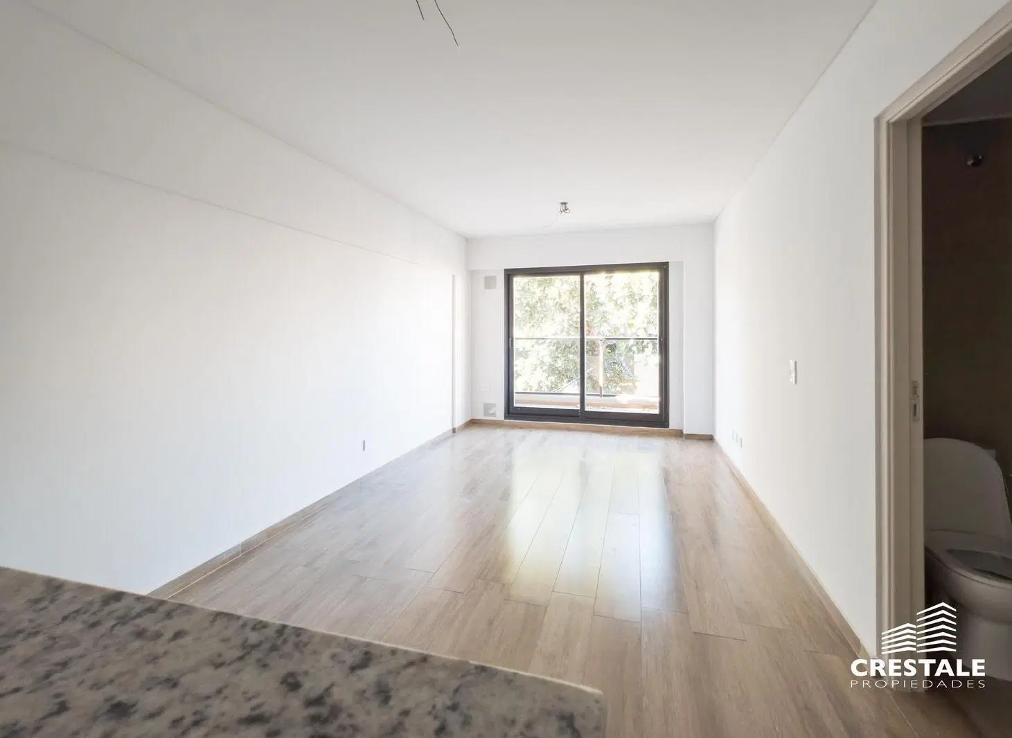 Venta / permuta - Monoambiente loft divisible con balcón - Abasto, Rosario. 1