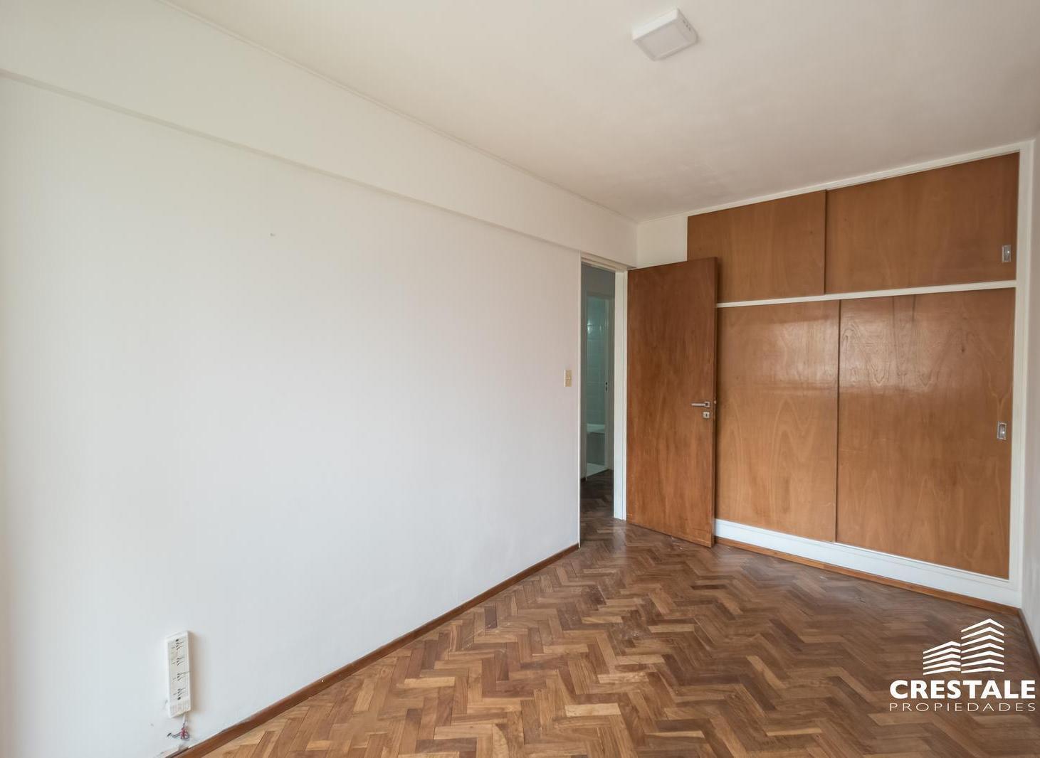 Venta / Permuta - Departamento 2 dormitorios con balcón al frente - Zona Río, Rosario.