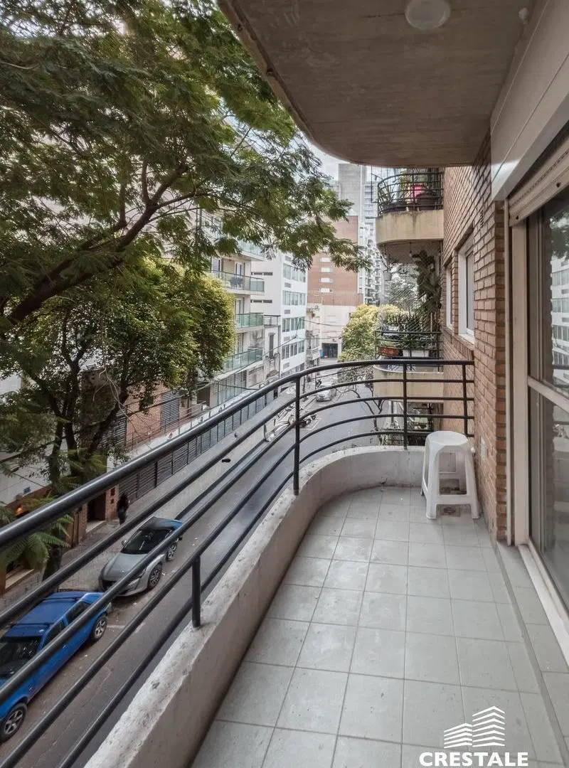 Venta / Permuta - Departamento 2 dormitorios con balcón al frente - Zona Río, Rosario. 2