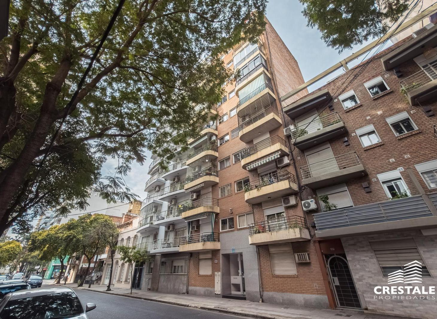 Venta / Permuta - Departamento 2 dormitorios con balcón al frente - Zona Río, Rosario.