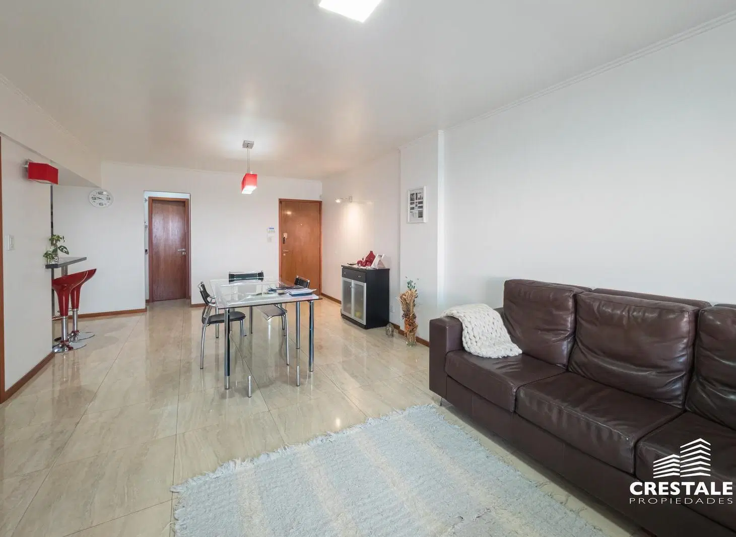 Venta / Permuta - Departamento 2 dormitorios con vista franca al río - Centro, Rosario. 5
