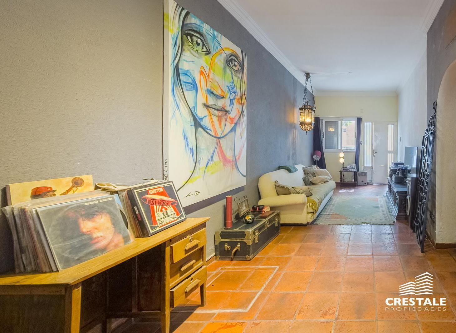 Venta casa 3 dormitorios con jardín y cochera - Barrio Saladillo, Rosairo.