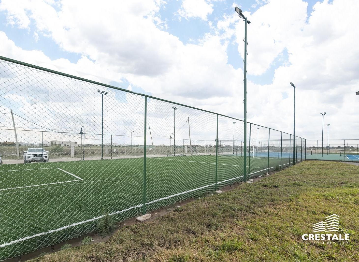 Venta - Casa 3 dormitorios en barrio privado - Funes Lakes.