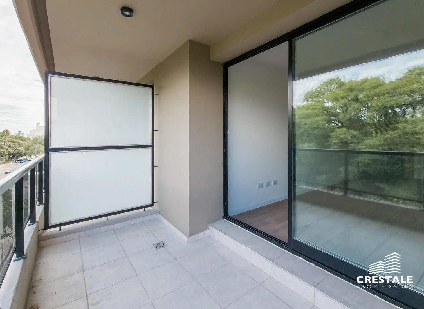 Venta - Departamento 1 dormitorio con balcón al frente - Lourdes, Rosario. 8