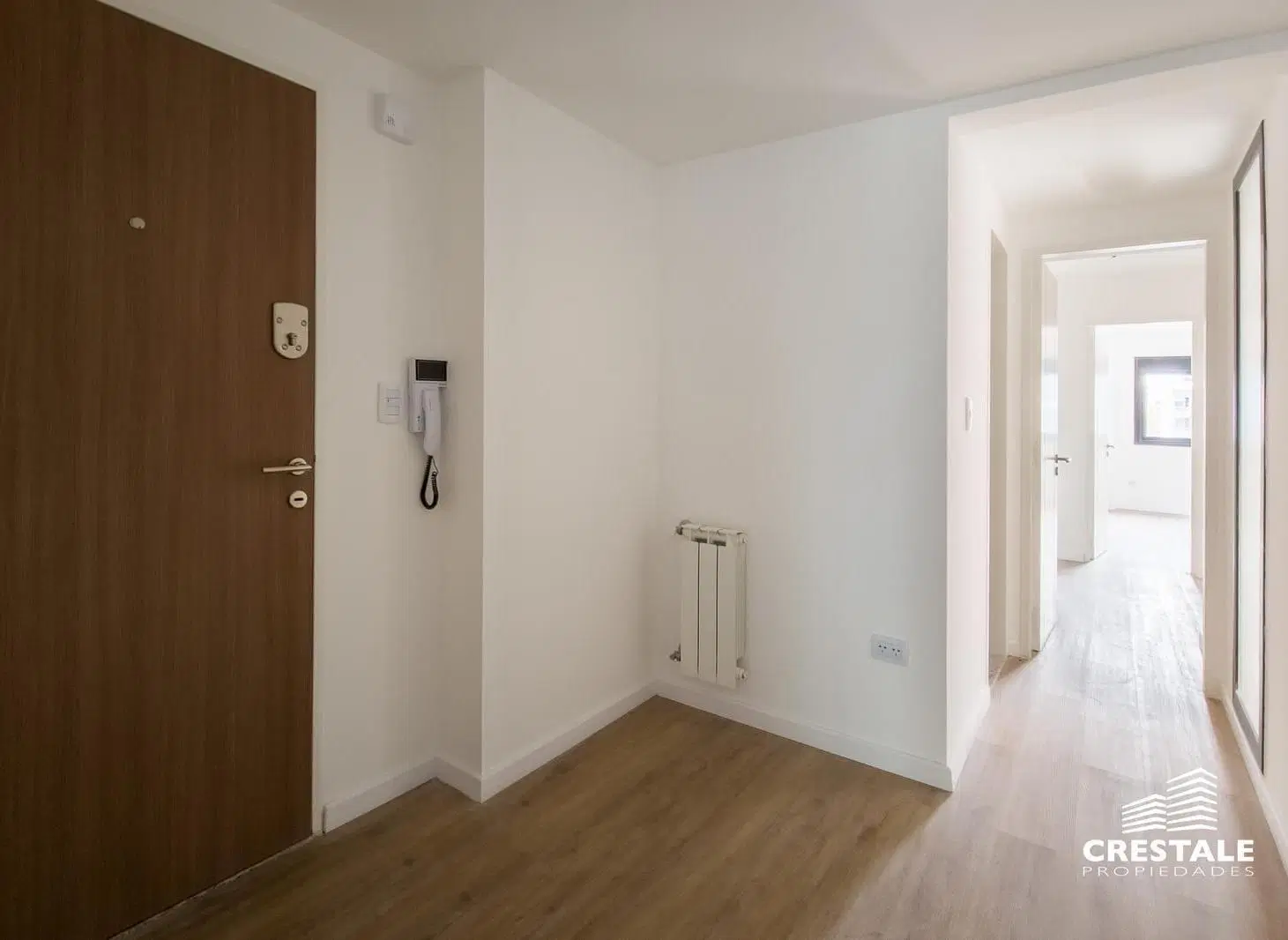 Venta - Departamento 1 dormitorio con balcón al frente - Lourdes, Rosario. 2