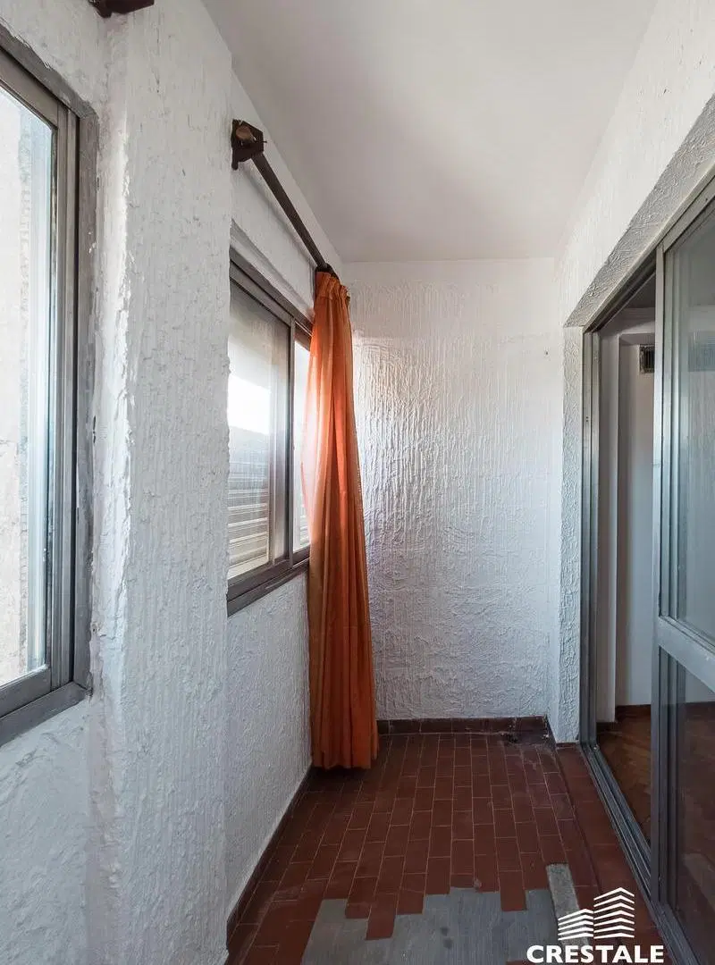 Venta / Permuta - Departamento 4 dormitorios con cochera - Centro, Rosario. 4
