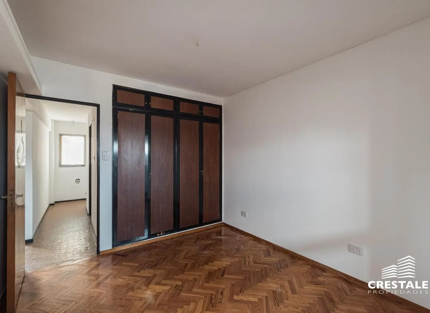 Venta / Permuta - Departamento 4 dormitorios con cochera - Centro, Rosario. 5