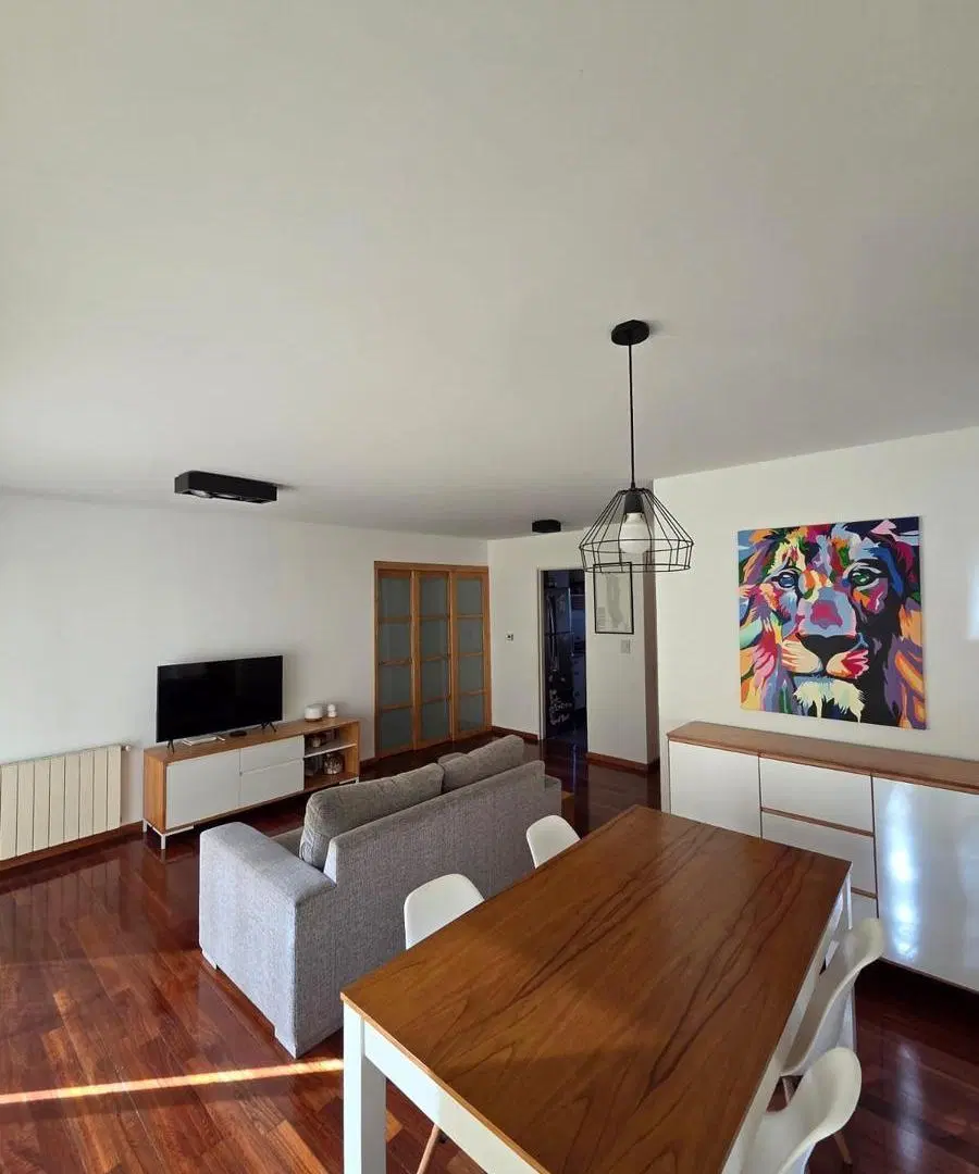 Venta / Permuta - Departamento 2 dormitorios con balcón al frente - Zona río, Rosario. 4