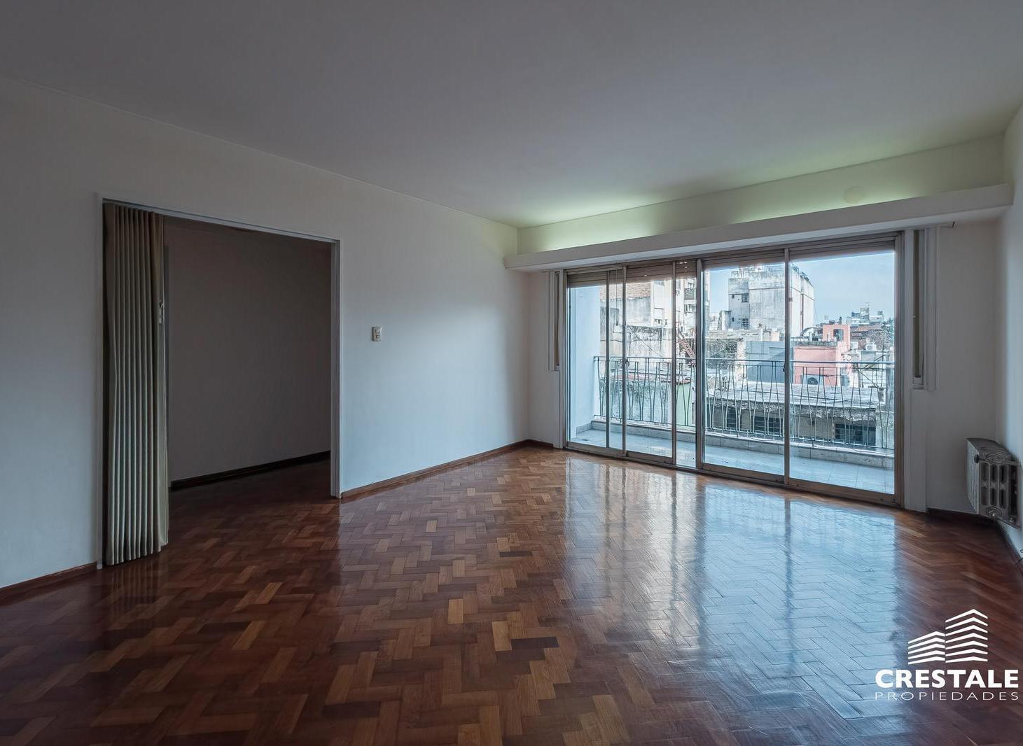 Foto de Venta / Permuta - Departamento 2 dormitorios con balcón corrido, imagen 2