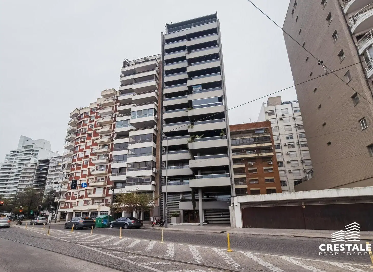 Venta - Departamento 3 dormitorios con vista al río - Parque España, Rosario. 4