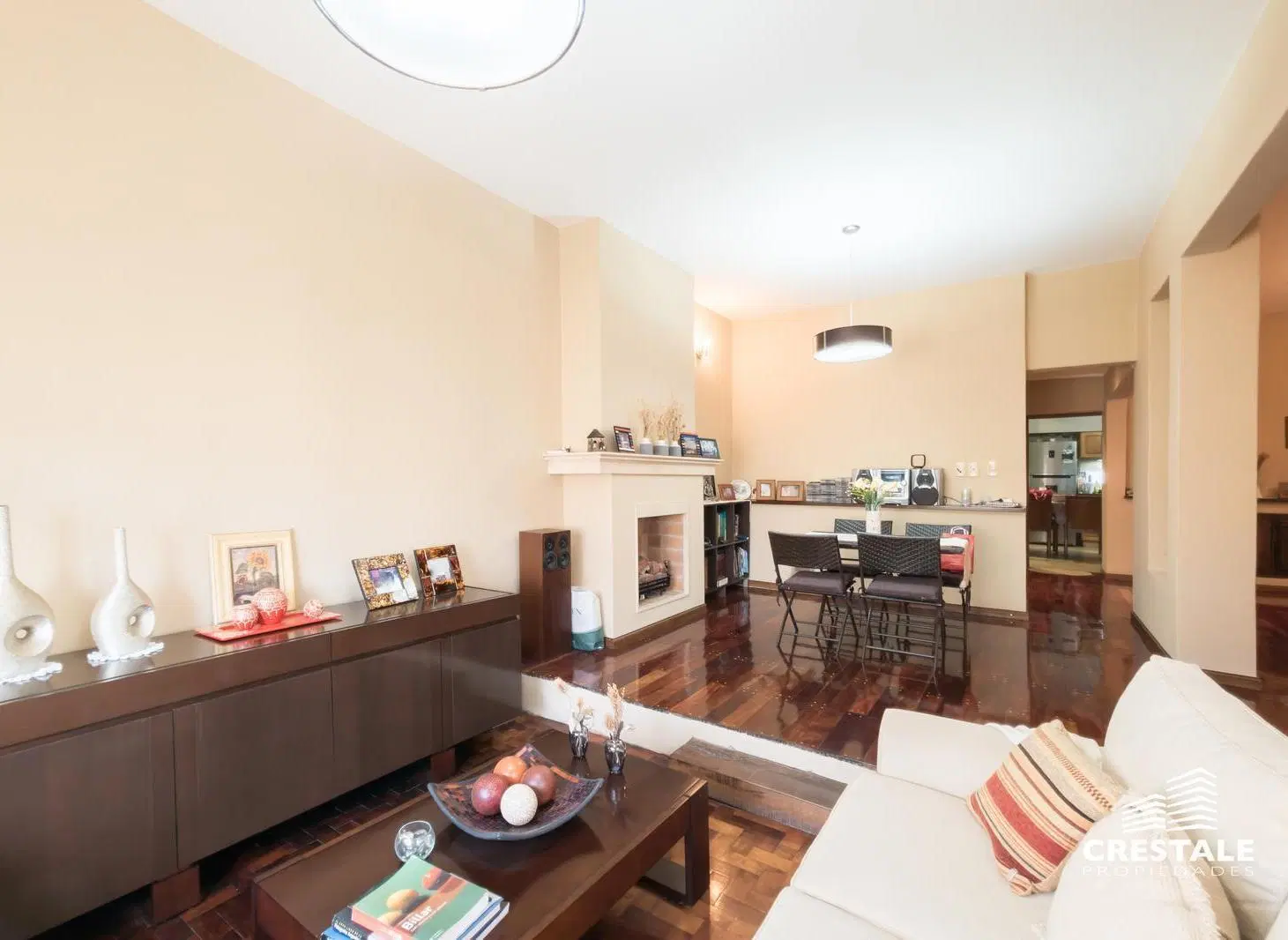 Venta / Permuta - Casa 4 dormitorios con piscina y cocheras - La Florida, Rosario. 4