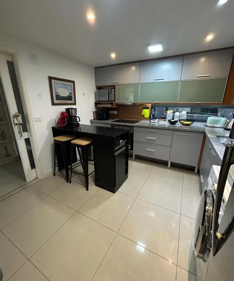Venta / Permuta - Departamento 3 dormitorios en suite con balcón - Punta del Este, Uruguay. 8