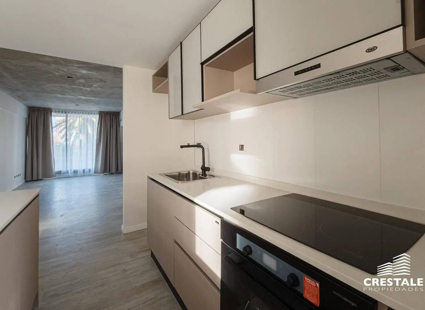 Venta / permuta - Departamento monoambiente con balcón - Echesortu Rosario 8