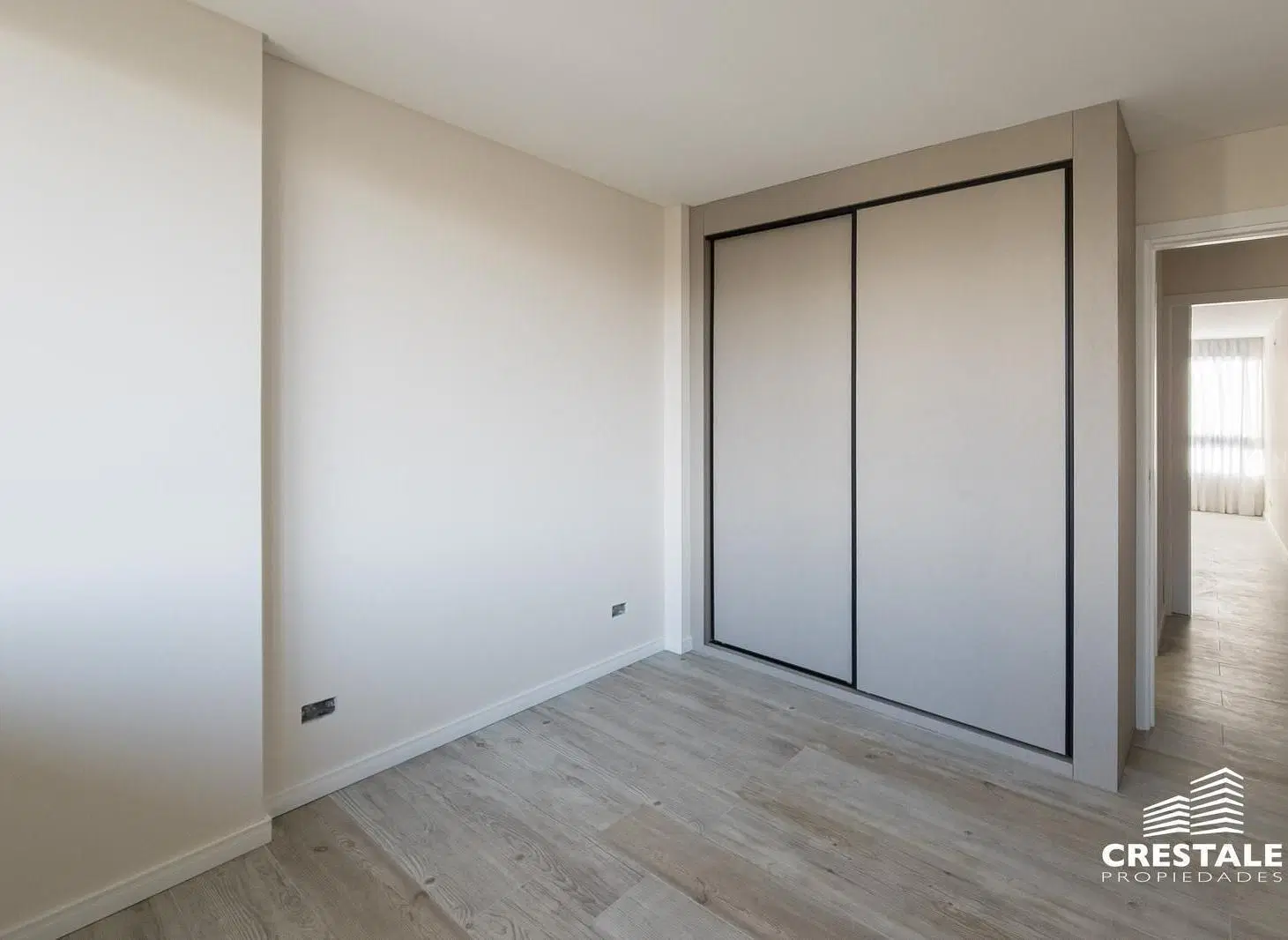 Venta - Departamento 2 dormitorios con balcón al frente - Echesortu, Rosario. 1