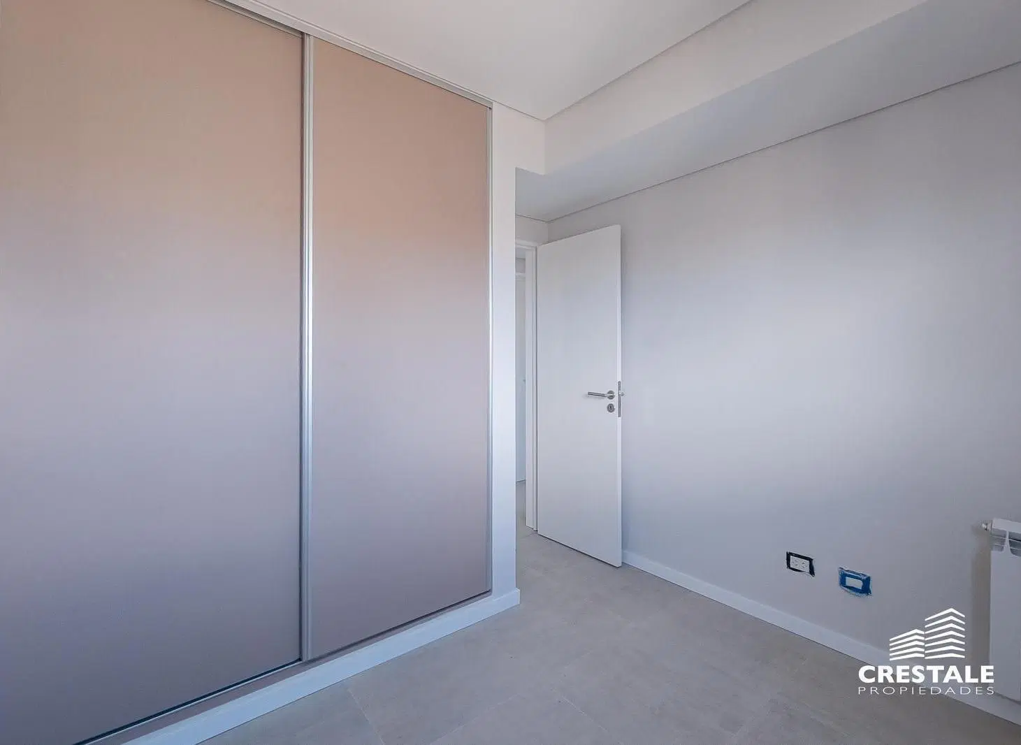 Venta / permuta - Departamento 3 dormitorios con balcón al frente - Lourdes, Rosario centro. 4