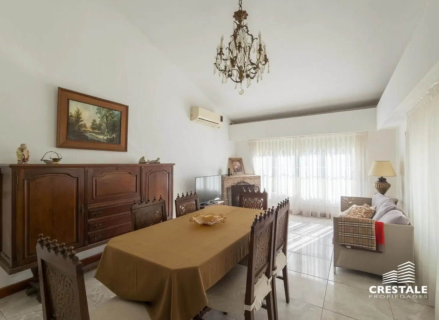 Venta / Permuta - Casa 3 dormitorios con piscina y galería con parrillero - Los Troncos, Funes. 8