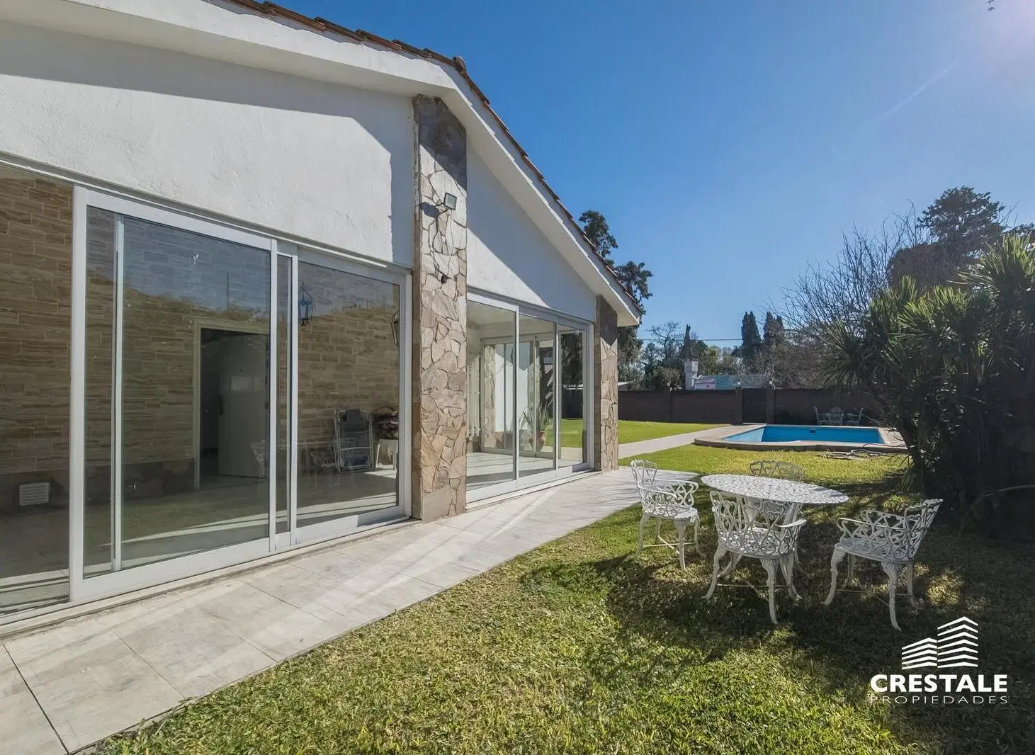 Venta / Permuta - Lote de 700 m² - Los Troncos, Funes. 4