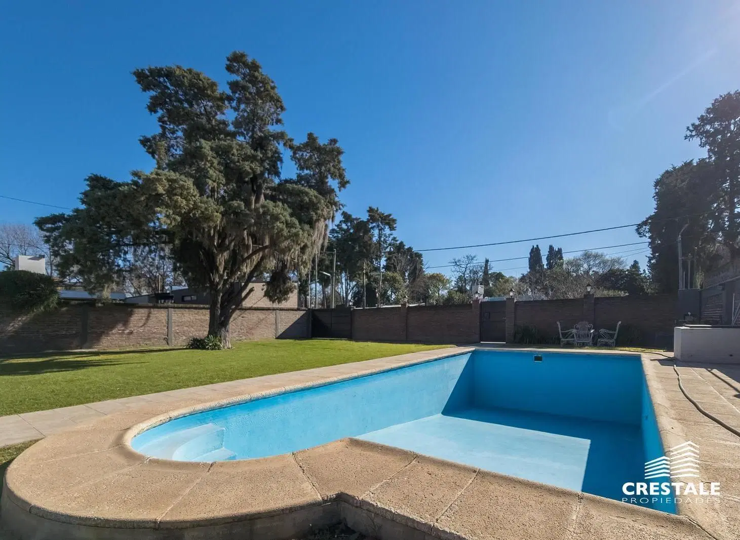 Venta / Permuta - Lote de 700 m² - Los Troncos, Funes. 2
