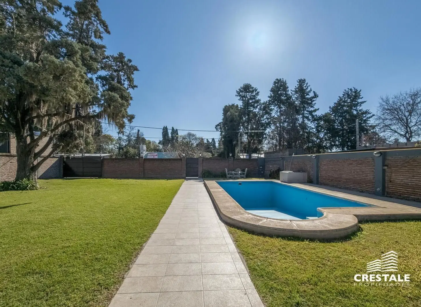 Venta / Permuta - Lote de 700 m² - Los Troncos, Funes. 3