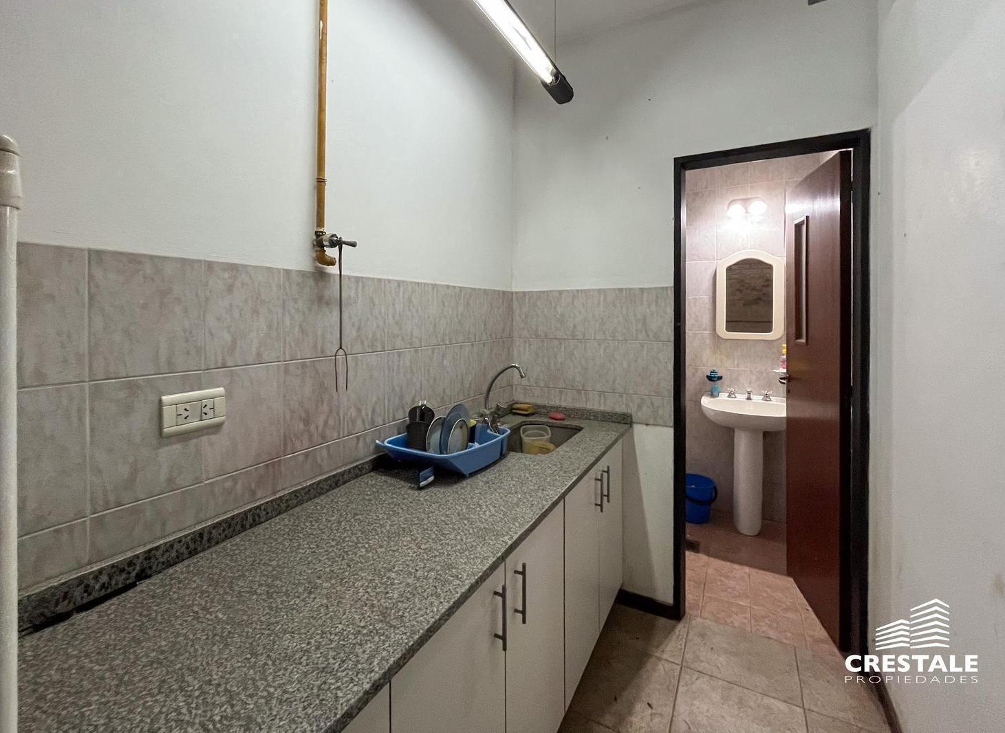 Foto de Venta / Permuta - Depósito con oficina - Granadero Baigorria, Santa Fe., imagen 4