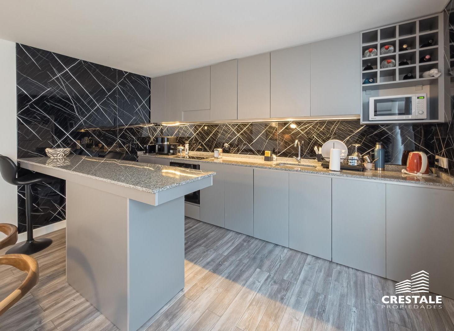 Foto de Venta - Casa 2 dormitorios con patio, jardín y parrillero - Pichincha, imagen 1