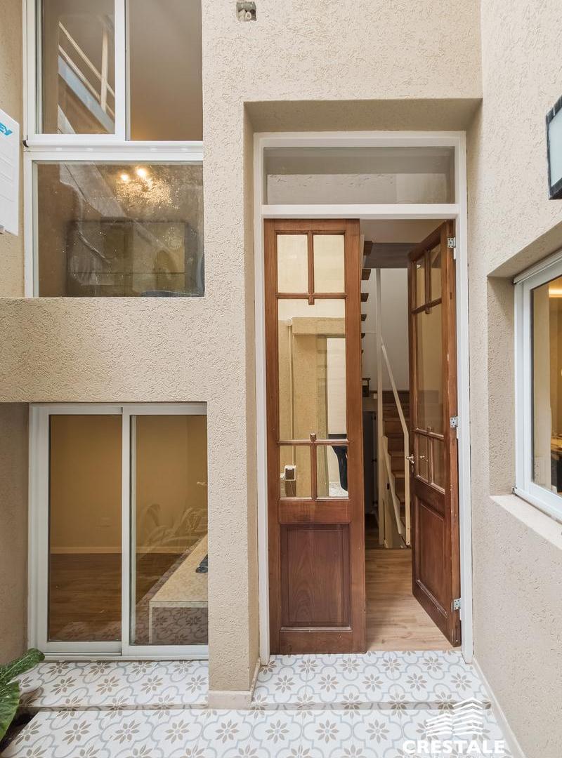 Foto de Venta / Permuta - Casa de pasillo 2 dormitorios con quincho, terraza y, imagen 3