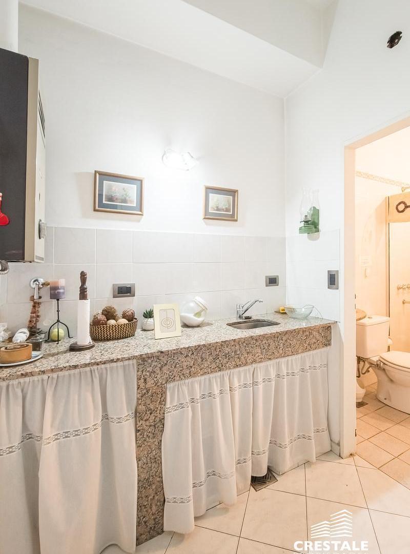 Foto de Venta - Casa 3 dormitorios con patio, terraza y quincho - Echesortu, imagen 5