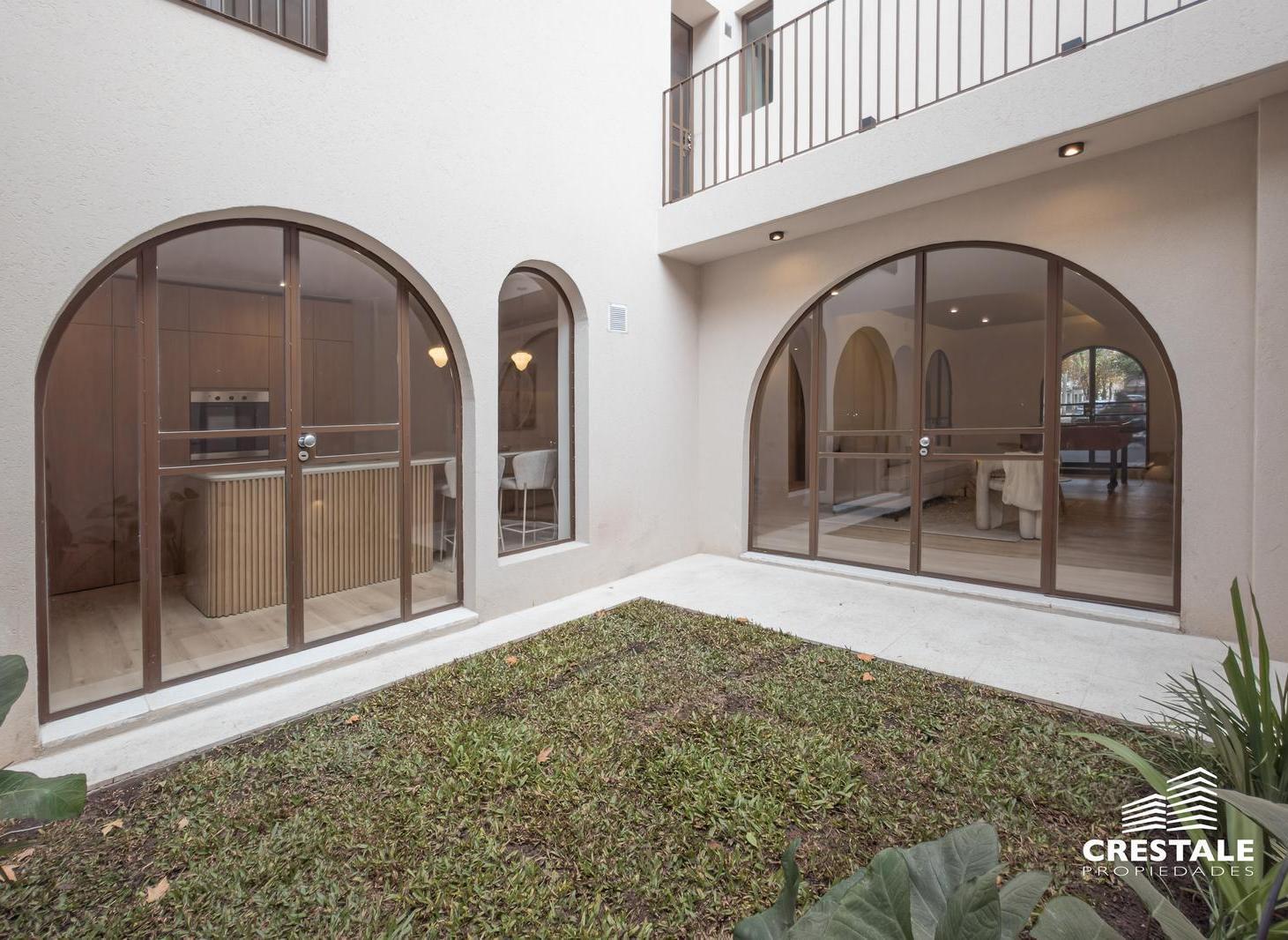 Foto de Venta / permuta - Casa 3 dormitorios con terraza y pileta - Lourdes, imagen 1