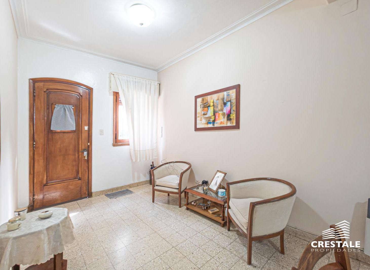 Foto de Venta / Permuta - PH en planta baja de 3 dormitorios con patio y, imagen 3