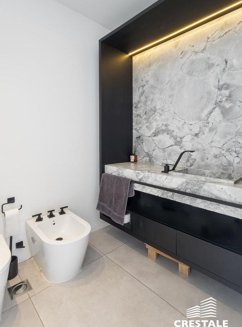 Foto de Venta / Permuta - Casa 4 dormitorios en barrio privado - Vida, Funes., imagen 1