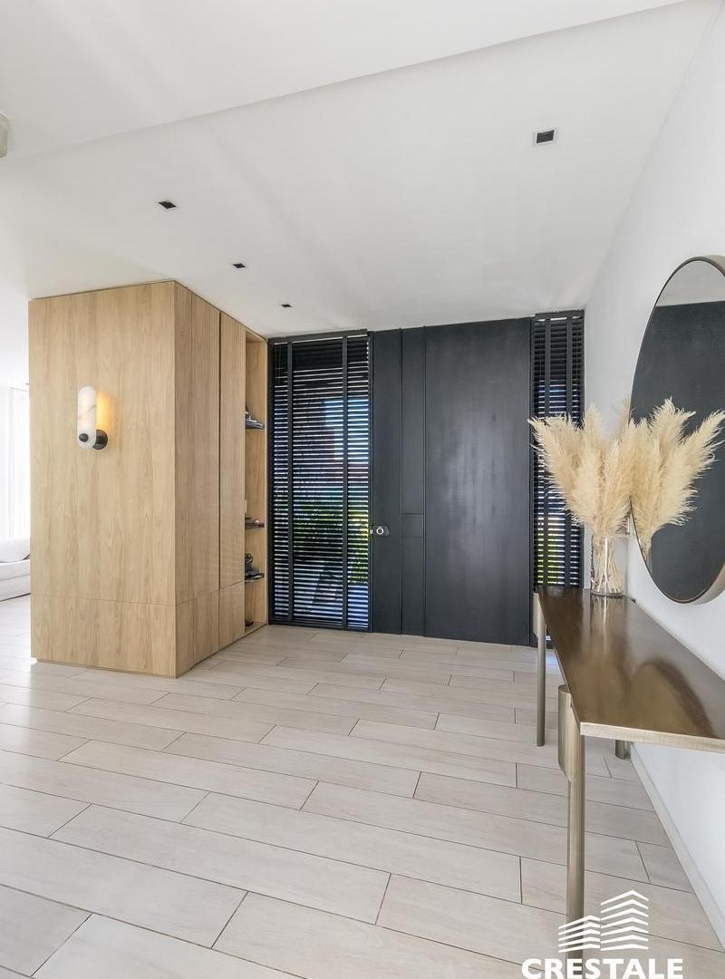 Foto de Venta / Permuta - Casa 4 dormitorios en barrio privado - Vida, Funes., imagen 4
