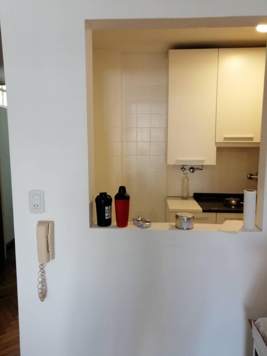 Foto de VENTA TUCUMAN 2200 DEPTO 3 AMB. c/HAB SERVICIO BALCON ATERRAZADO. Zona, imagen 4