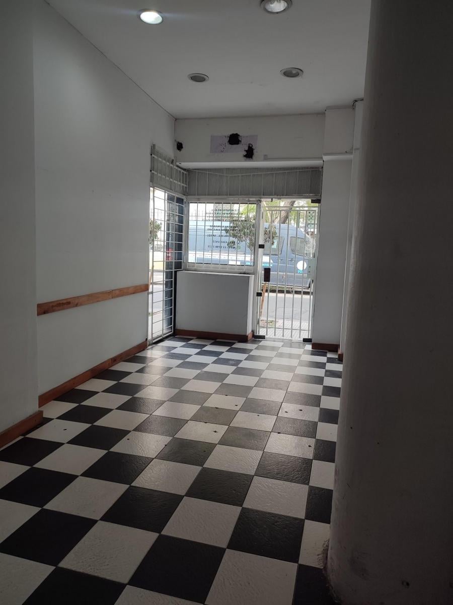 Foto de VENTA LOCAL VIRREY CEVALLOS 300 MONSERRAT, imagen 2